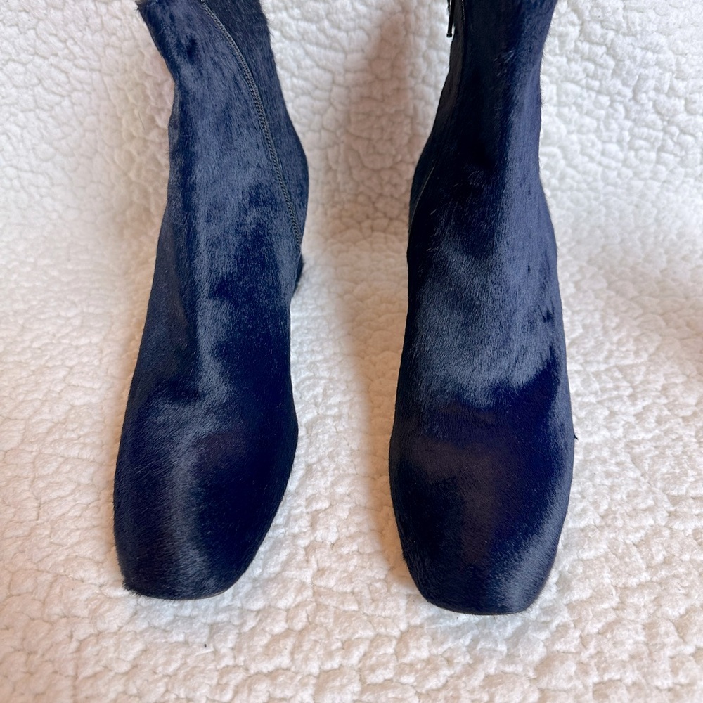 Calf hair dark blue heeled boots. Size 37 1/2 EU